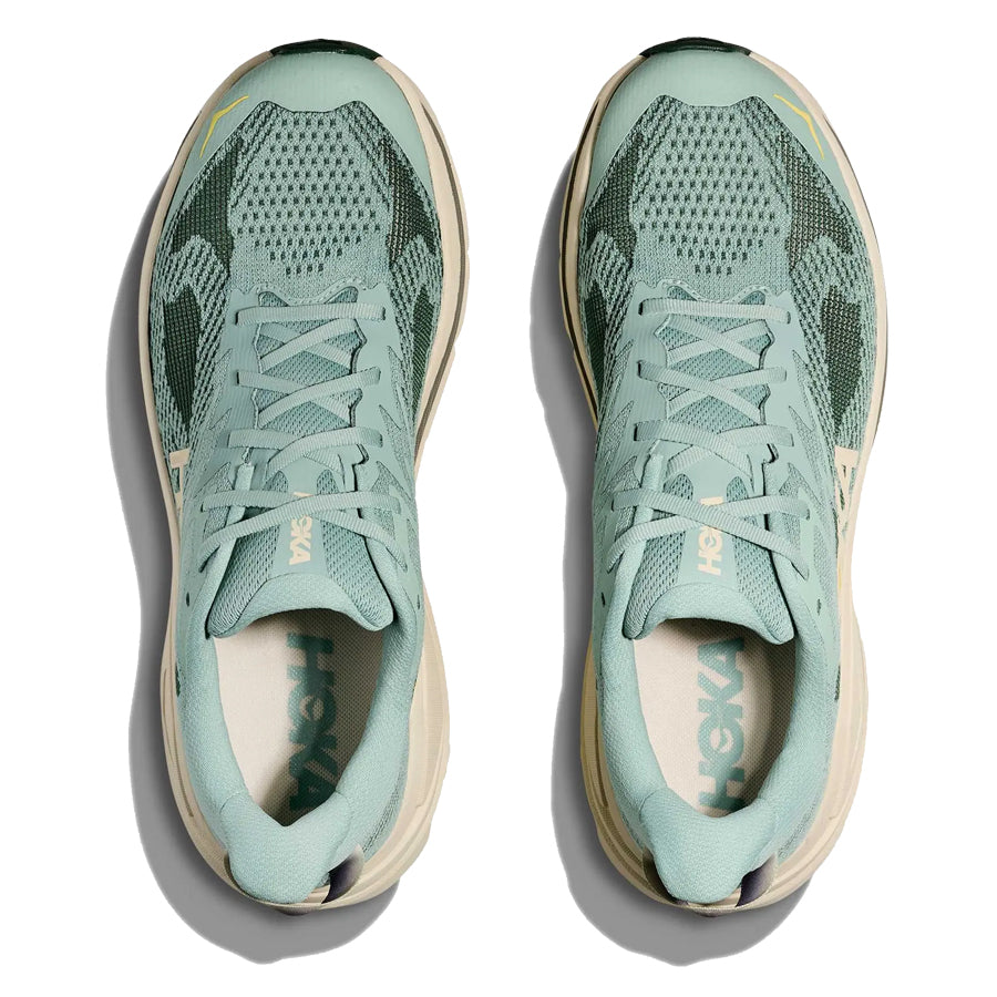 Hoka One One Challenger 8 Celeste