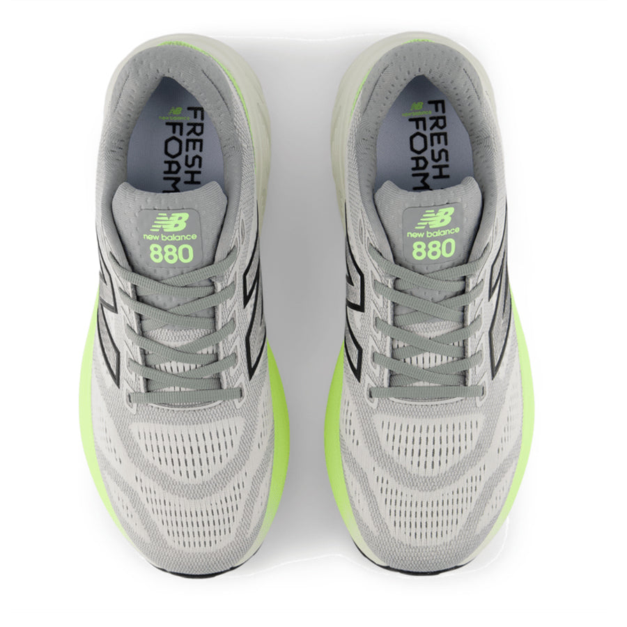 New Balance Fresh Foam X 880 V15 Gris claro