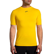 Cargar imagen en el visor de la galería, Brooks camiseta High Point Amarillo
